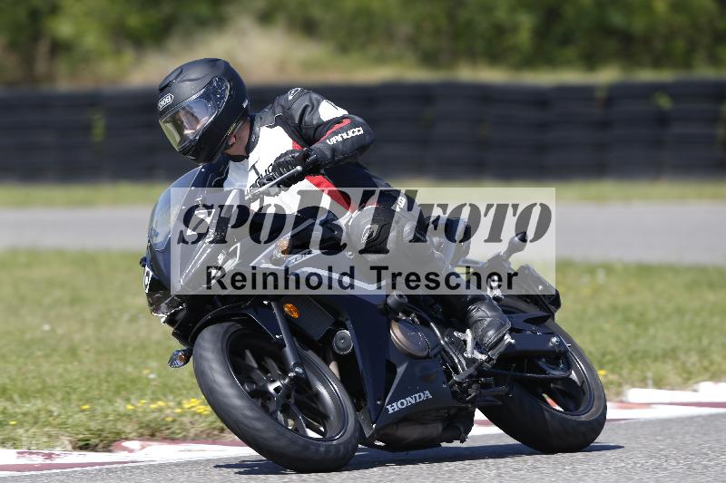 /Archiv-2025/48 25.08.2025 Cornu Master School ADR/blau-bleu/67